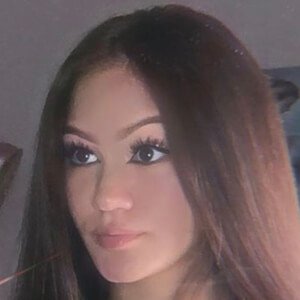 Babyyginna, 21 (TikTok明星)