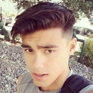 Bailey May, 21 (Chanteuse pop)