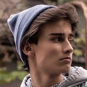 Banu Eduard - Andrei, 22 (TikTok明星)