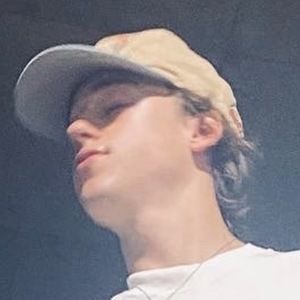Baronscho, 25 (TikTok Star)