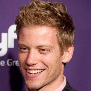 Barrett Foa, 46 (电视演员)