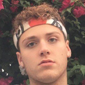 Bazzi, 28 (Ca sĩ nhạc Pop)