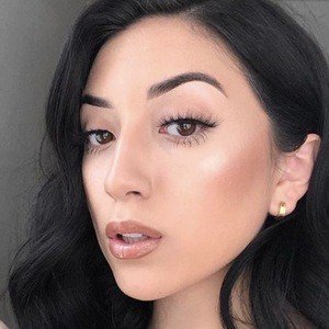 Bbyeileen, 22 (YouTube明星)