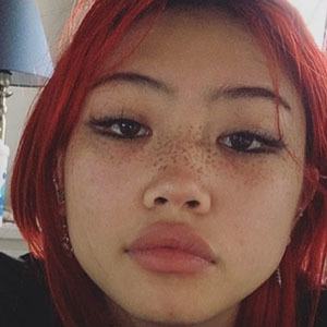 Beabadoobee, 25 (民歌手)