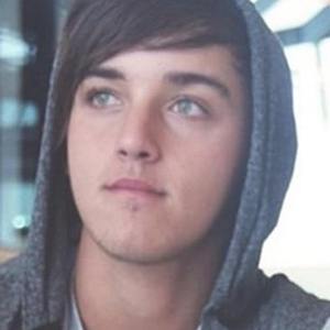 Beau Brooks, 32 (Estrelas do YouTube)