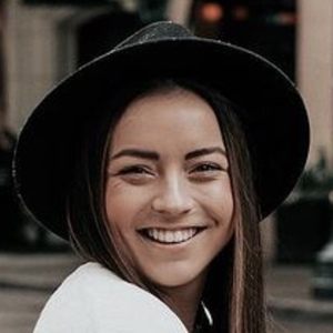 Becca Tapert, 31 (Фотограф)