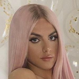 Bel Priestley, 22 (TikTok Star)