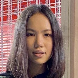 Bella Chiang, 19 (TV Actress)