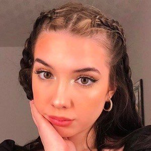 Bella Hill, 23 (TikTok Star)