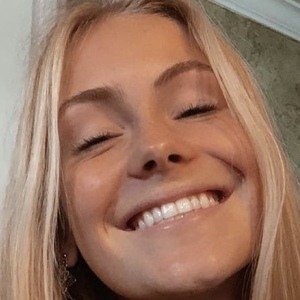 Bella Horiszny, 21 (TikTok明星)