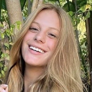 Bella Moore image 6