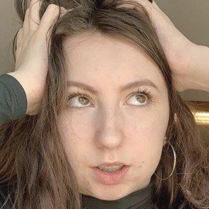 Bella Thier, 21 (TikTok Star)