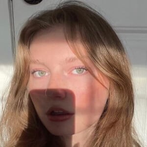 Bella Von Becker, 22 (TikTok Star)