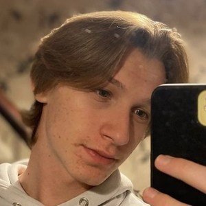 Ben Tolhurst, 21 (TikTok明星)