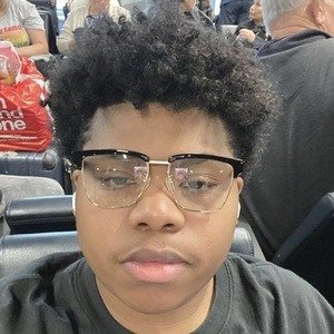 Benjamin Flores Jr., 23 (Ator do Filme)