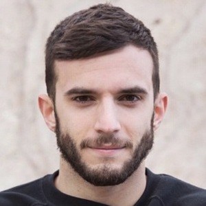 Bennyptweets, 38 (Instagram Star)