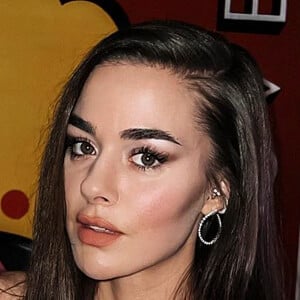 Bensu Soral, 34 (TV Actress)