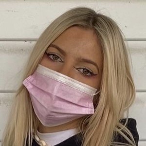 Beth Colley, 22 (TikTok Star)