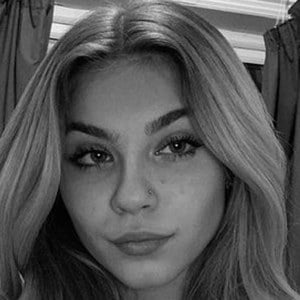 Beth Taylor, 22 (TikTok Star)