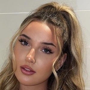 Bethany Fosbery, 23 (TikTok Star)
