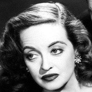 Bette Davis image 8