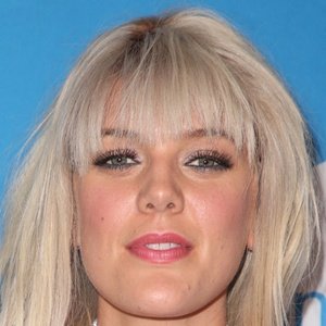 Betty Who, 34 (流行歌手)