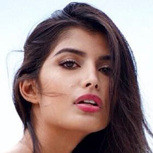 Bettyna Figueroa, 30 (Modella)