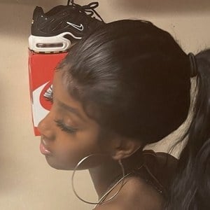 bhadie.kellyy image 2