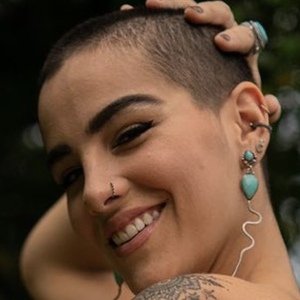 Bianca Campos image 6