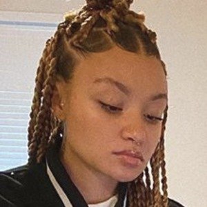 Big Cash Cass, 24 (Instagram明星)