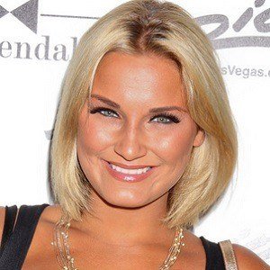 Billie Faiers image 3