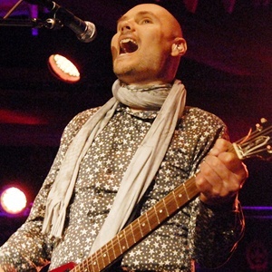 Billy Corgan, 58 (摇滚歌手)
