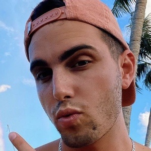 Billy Kearney, 31 (YouTube Star)