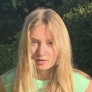 Blondebeastie, 22 (TikTok Star)