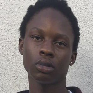 Bloody Dior, 28 (Instagram明星)