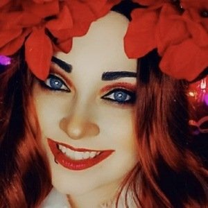 Blue_eyed_darkness, 31 (Estrella de TikTok)