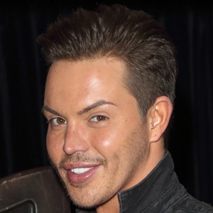 Bobby Norris image 6