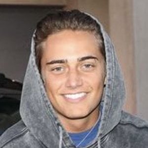 bobbyblandino, 24 (Estrella de TikTok)