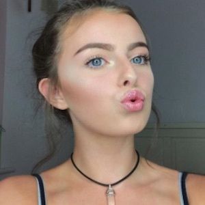 Bonnie Neiland, 23 (TikTok Star)