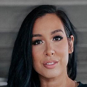 Bonnie Wyrick, 37 (博主)