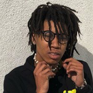 Boofboiicy, 28 (说唱歌手)