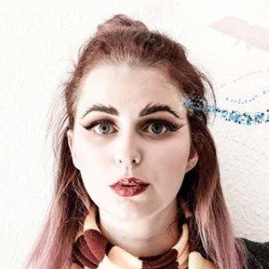 Book Roast, 33 (YouTube Star)