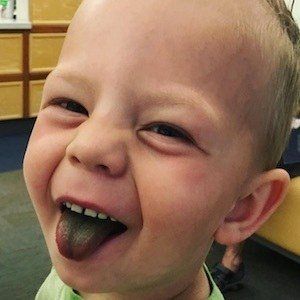 Boston Hoellein, 10 (YouTube Star)