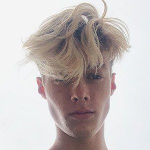 BoxBoy, 24 (Instagram Star)