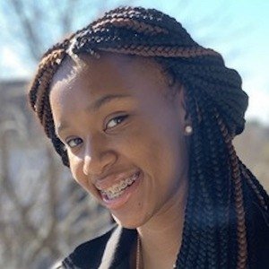 Brace Face Laii, 21 (Instagram Star)