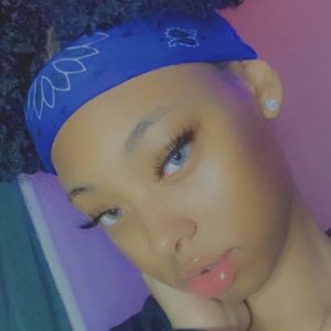 braceeface.kay, 22 (TikTok明星)