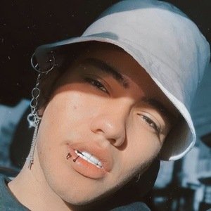 Brad Bastidas, 23 (Instagram明星)