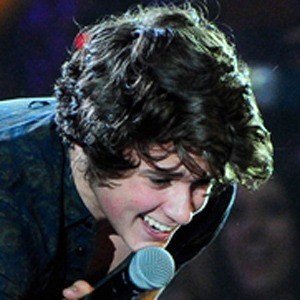 Brad Simpson, 30 (Pop Singer)
