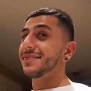 Brandon Awadis, 30 (Estrella de YouTube)