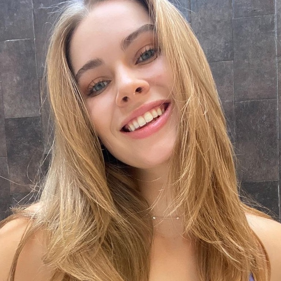 Brandy Gordon, 27 (Model)